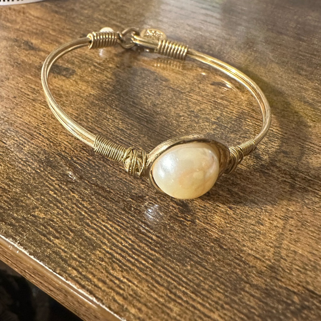 Jane Marie Gold Tone And Faux Pearl Bangle